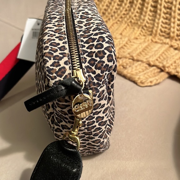 Clare V Sac Leather Crossbody Bag - Picture 6 of 12